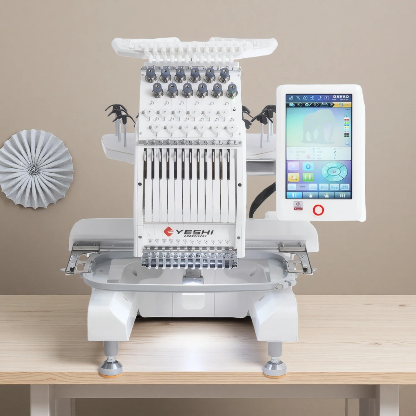 Sewing Thread In Textile - MINI-1201 Gecontroleerde borduurmachine met meerdere kleuren