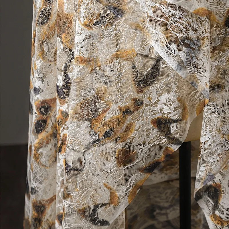 50 cm retro Franse kant print  - Sewing Batik Fabric recensie en prijs